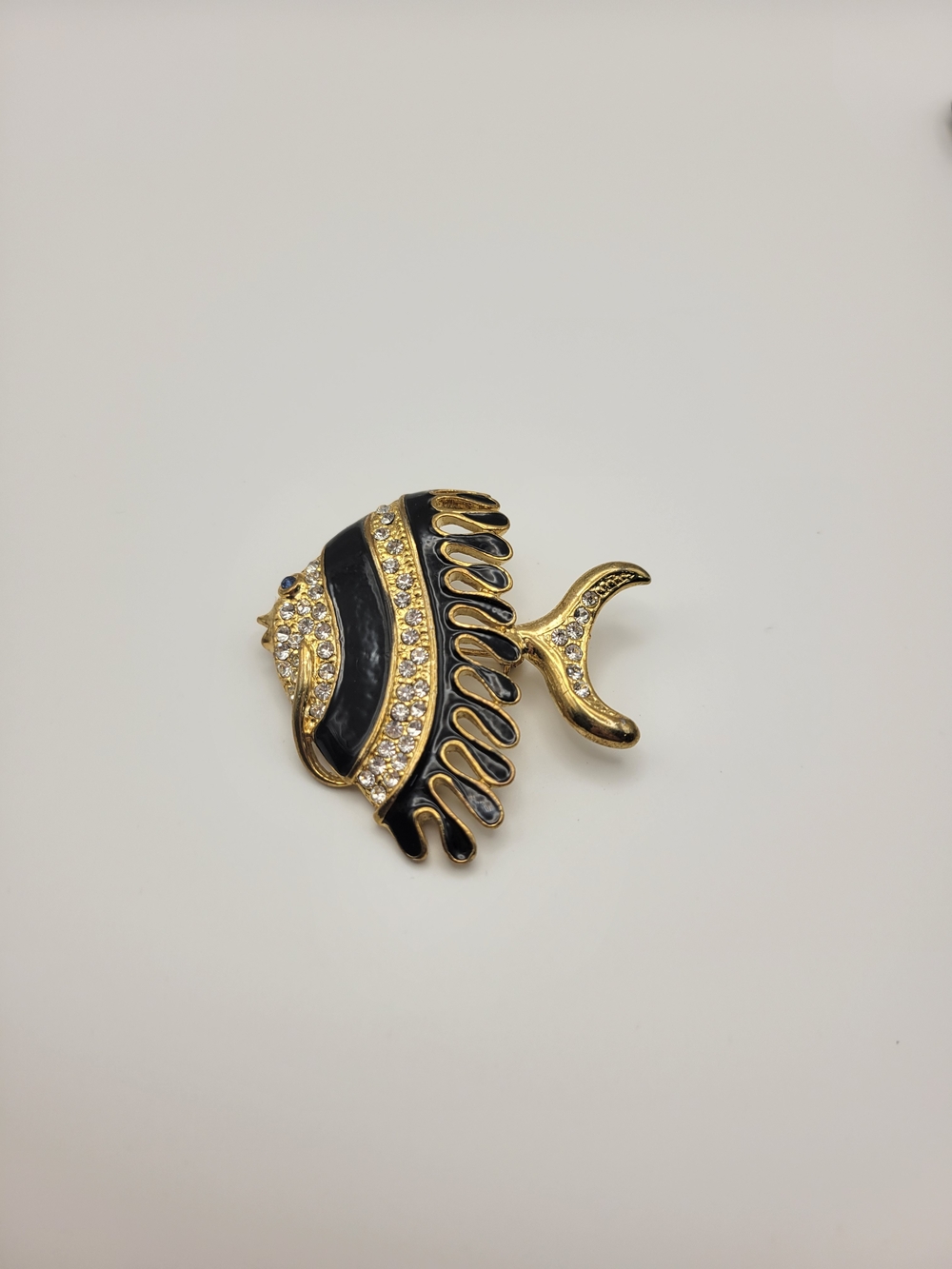 Vintage Black Enamel Crystal Rhinestone Gold Tone Big Fish Brooch Pin ParkLane